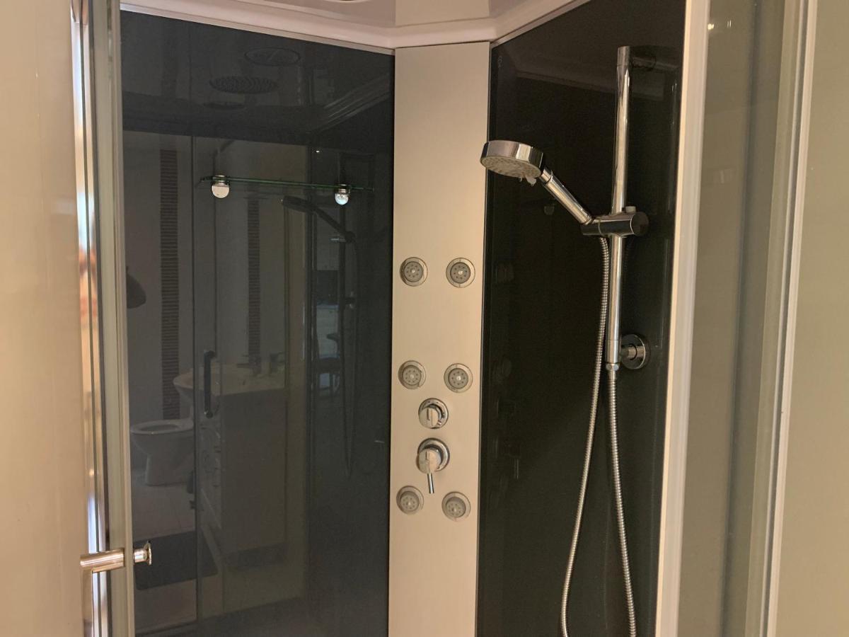 Magnifique bas de maison deux chambres situé prés des plages et du golf Saint-Briac-sur-Mer Extérieur photo